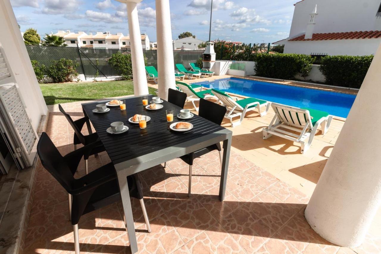 Villa 300M From Beach - By Algarkasa Albufeira Exterior foto
